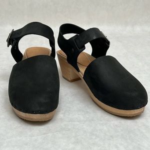 Bryr Emma Closed Toe Black Leather Mid Heel Clogs